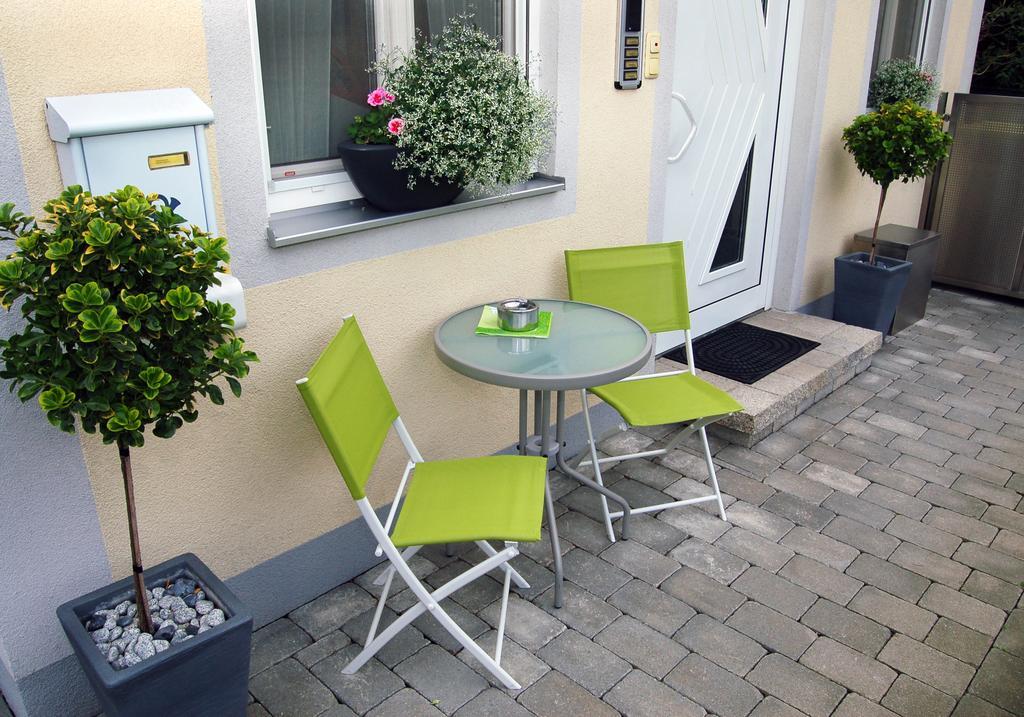Pension Zur Post Apartment Bad Blumau Exterior photo